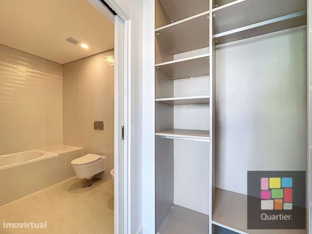 Moradia T3 + 1 com piscina na Charneca de Caparica. - Grande imagem: 4/22