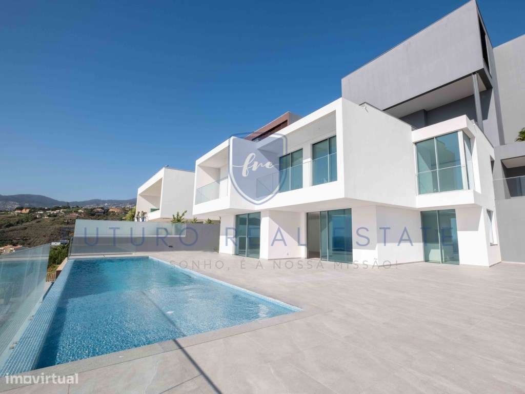 MORADIA | 4 QUARTOS | VISTA MAR - Grande imagem: 1/57