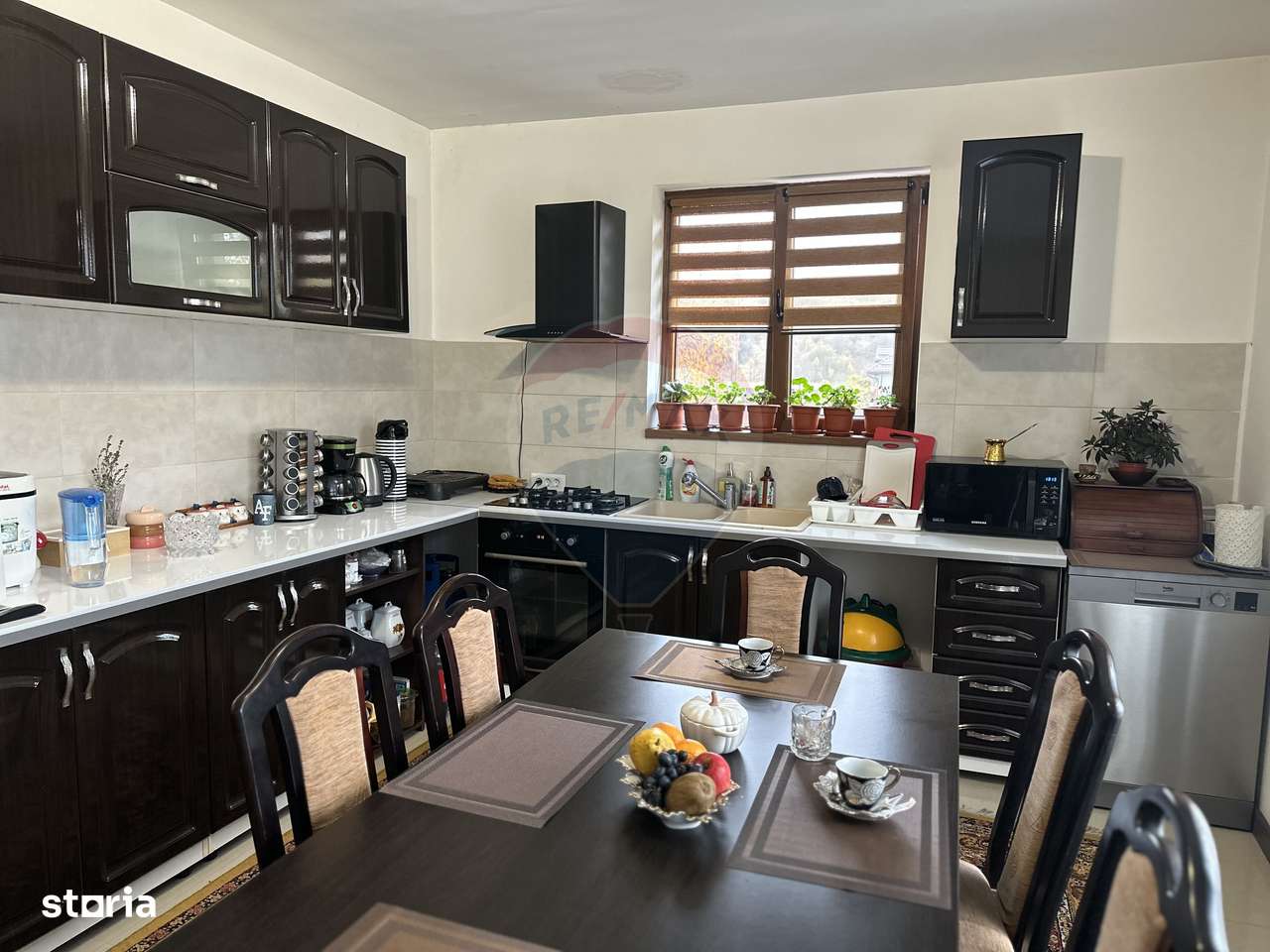 Casă / Vilă Girov Contesti - Imagine principală: 5/20