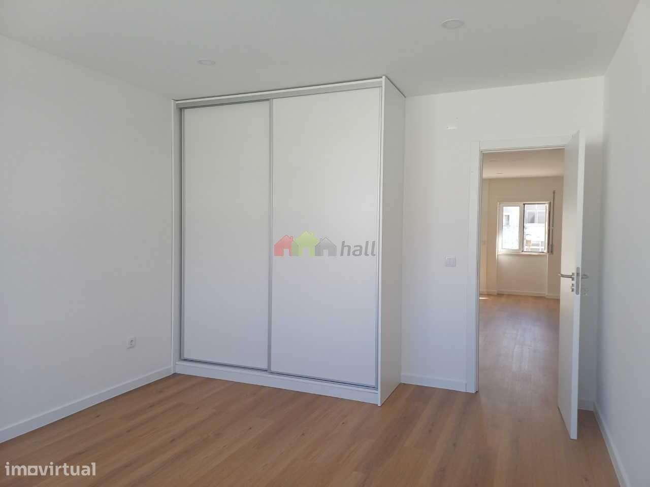 Apartamento T1 - 2º andar totalmente remodelado, no Lavradio - Barreir-9