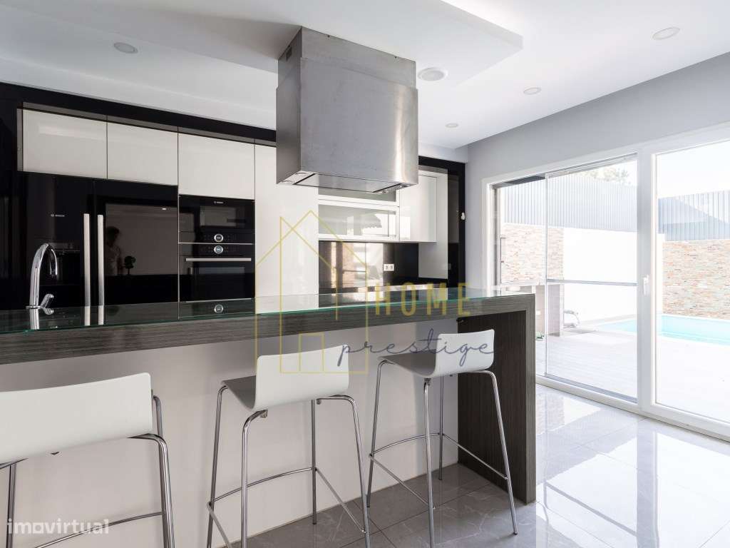 Moradia T4 com Piscina na Marisol - Conforto, Lazer e Proximidade d...-7