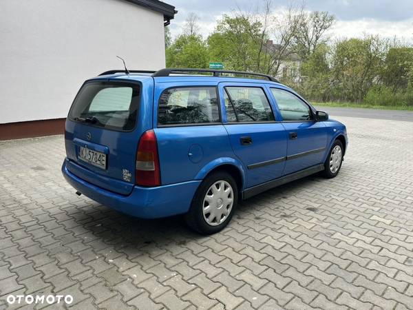 Opel Astra 1.6 Club - 4