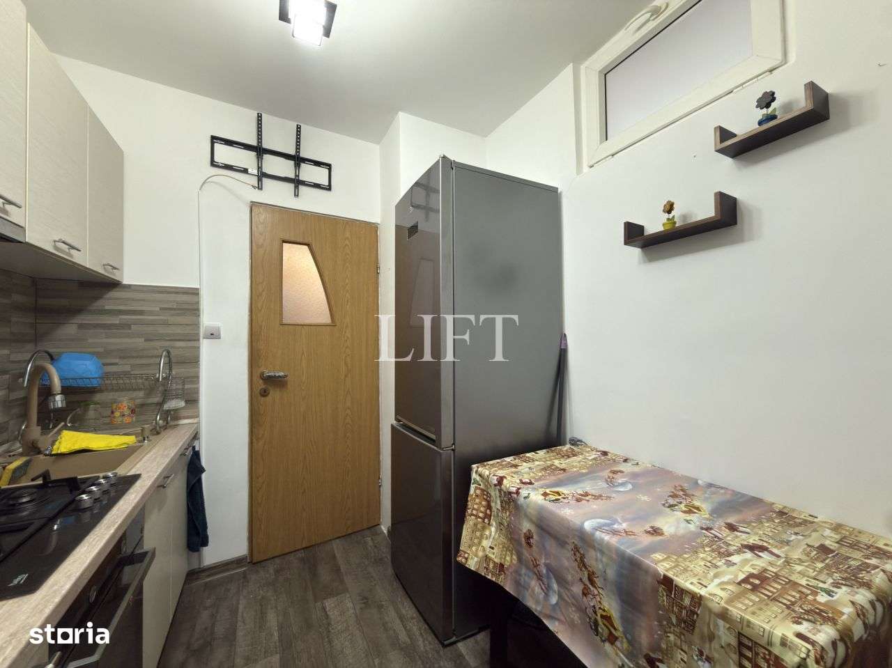 Super oferta - Apartament de 2 camere, decomandat, Zona Colina Univers-9