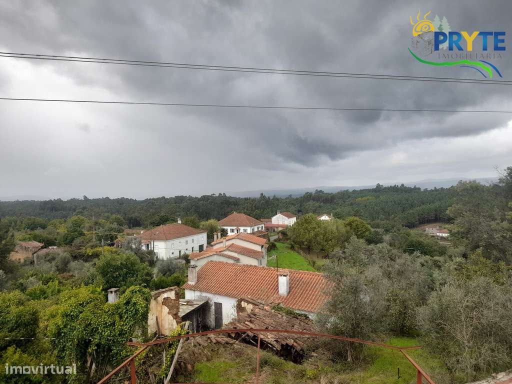 Moradia de tipologia T2 situada a 5 minutos da Vila da Sertã-21