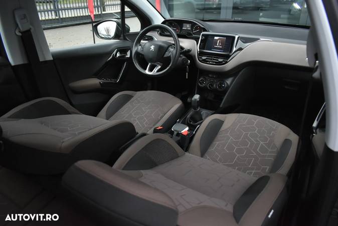 Peugeot 2008 1.6 e-HDi FAP STT Allure - 8