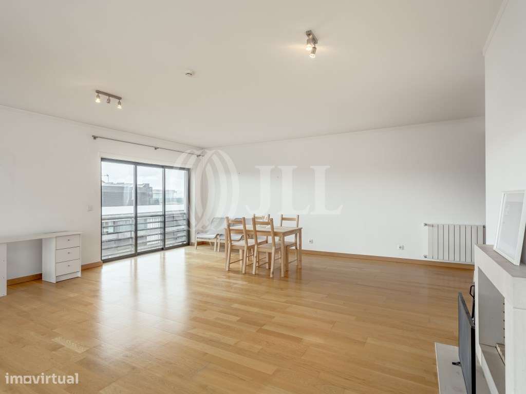 Apartamento T3 com estacionamento, em Alto dos Moinhos, Lisboa - Grande imagem: 3/29