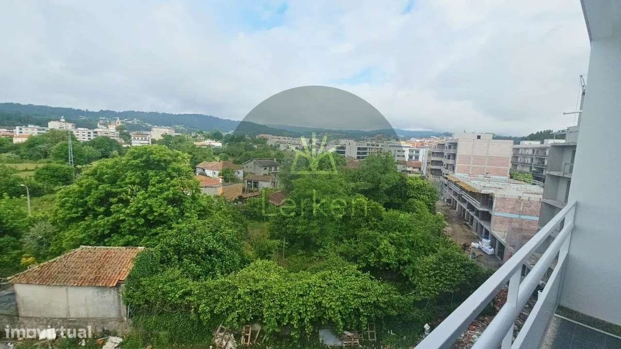 T3 Duplex seminovo com garagem e varanda | Vila Verde (Barbudos)-5