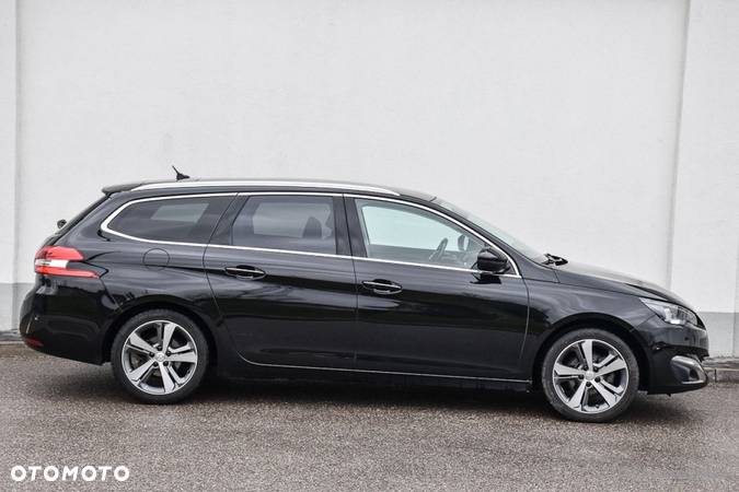 Peugeot 308 SW PureTech 130 Stop & Start Allure - 17