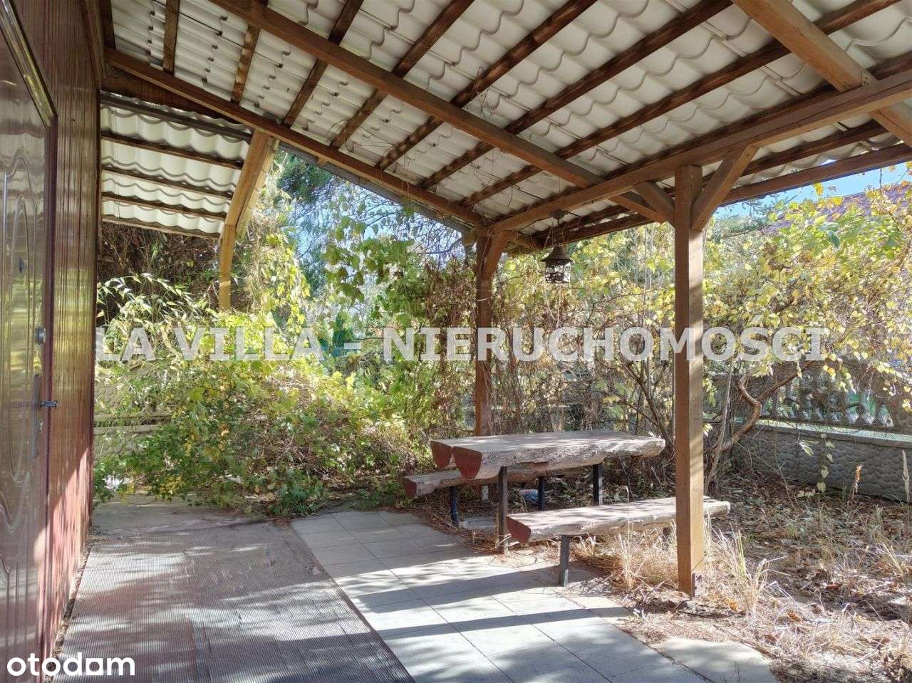 Dom z zabudową siedliskową na działce 1756 m2!-19