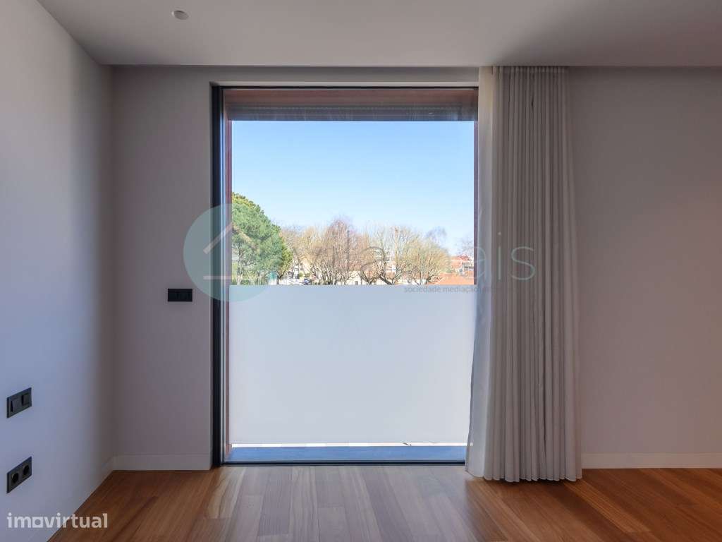 Excelente Moradia V4 com Piscina-19