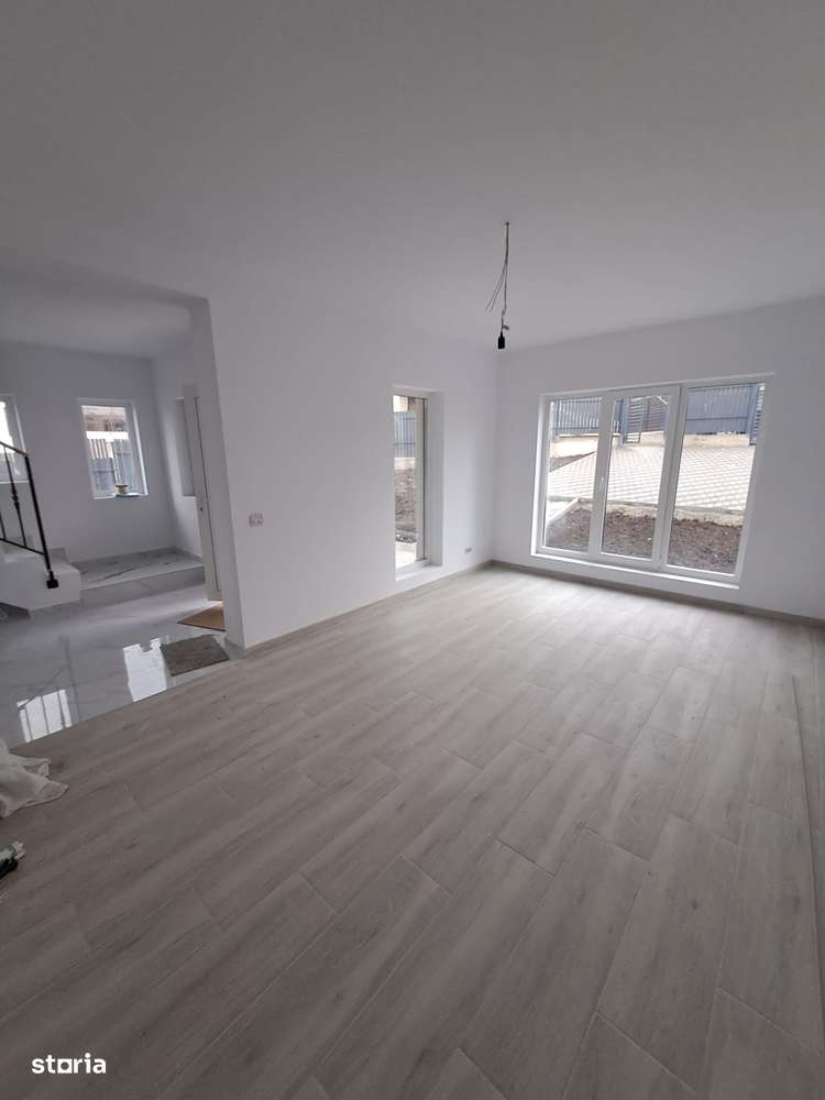 Casa 4 camere Bucium 169 000 euro-11