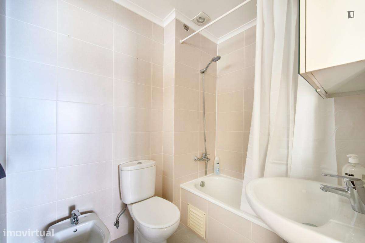 Quarto - localizado em Alvalade Lisbon - Grande imagem: 3/43