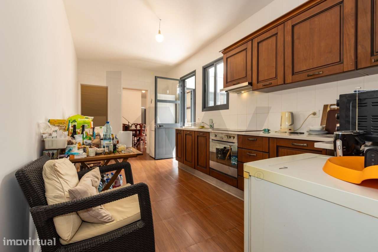 Moradia V4 no Centro Histórico de Ponta Delgada - Grande imagem: 3/36