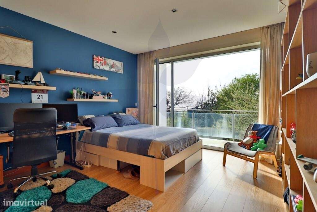 Moradia T4+Escritório na Areosa, junto à praia-25