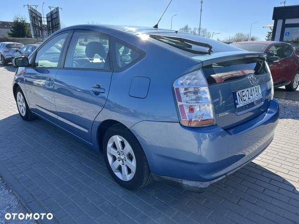 Toyota Prius 1.5 VVT-i Prestige - 5