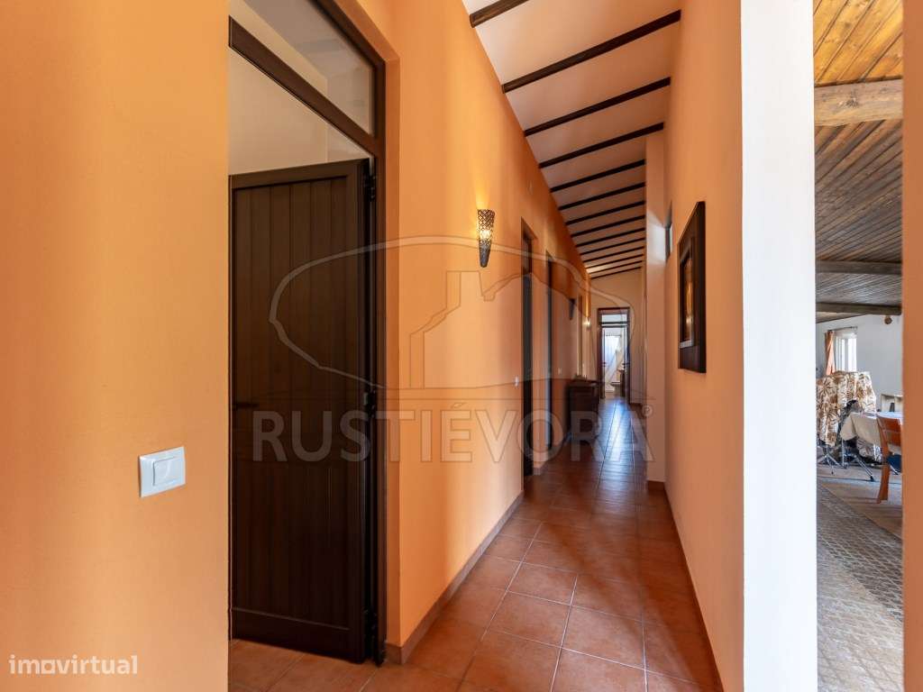 Quinta em Portel - 4,3 Ha de Tradição e Conforto-10