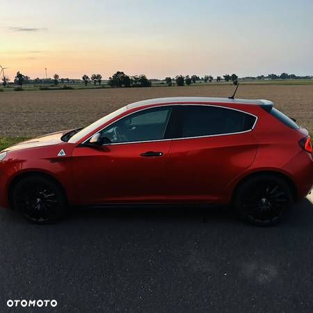 Alfa Romeo Giulietta - 2