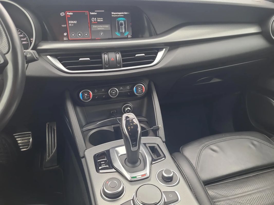 alfa-romeo stelvio