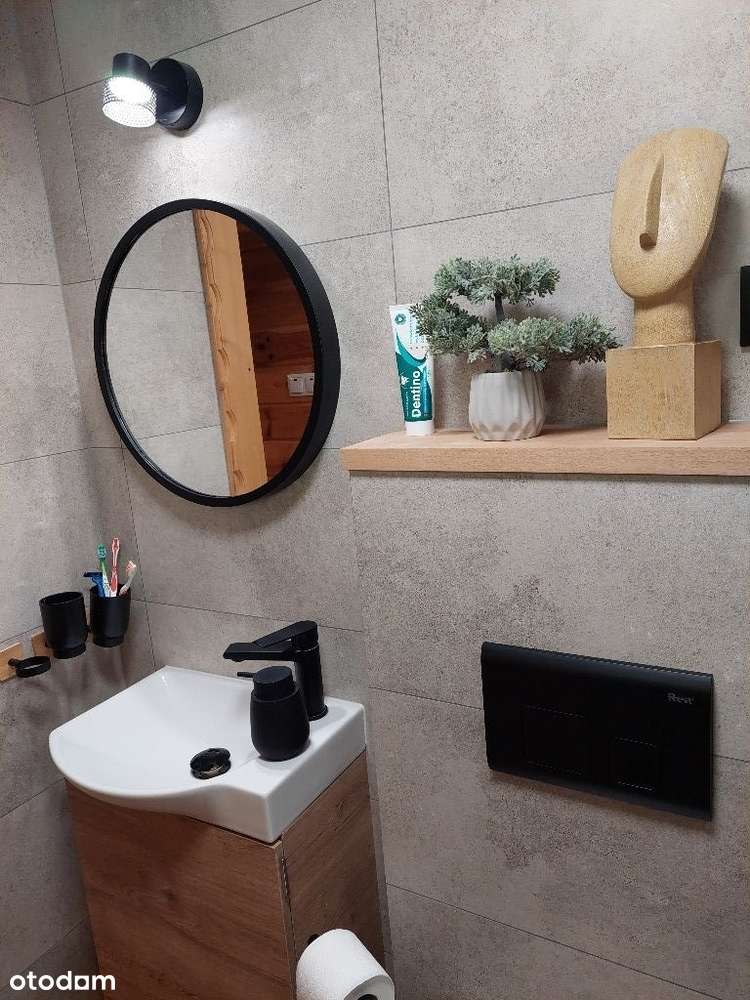 Przestronny dom z garażem i kominkiem w Baligrodzie-10