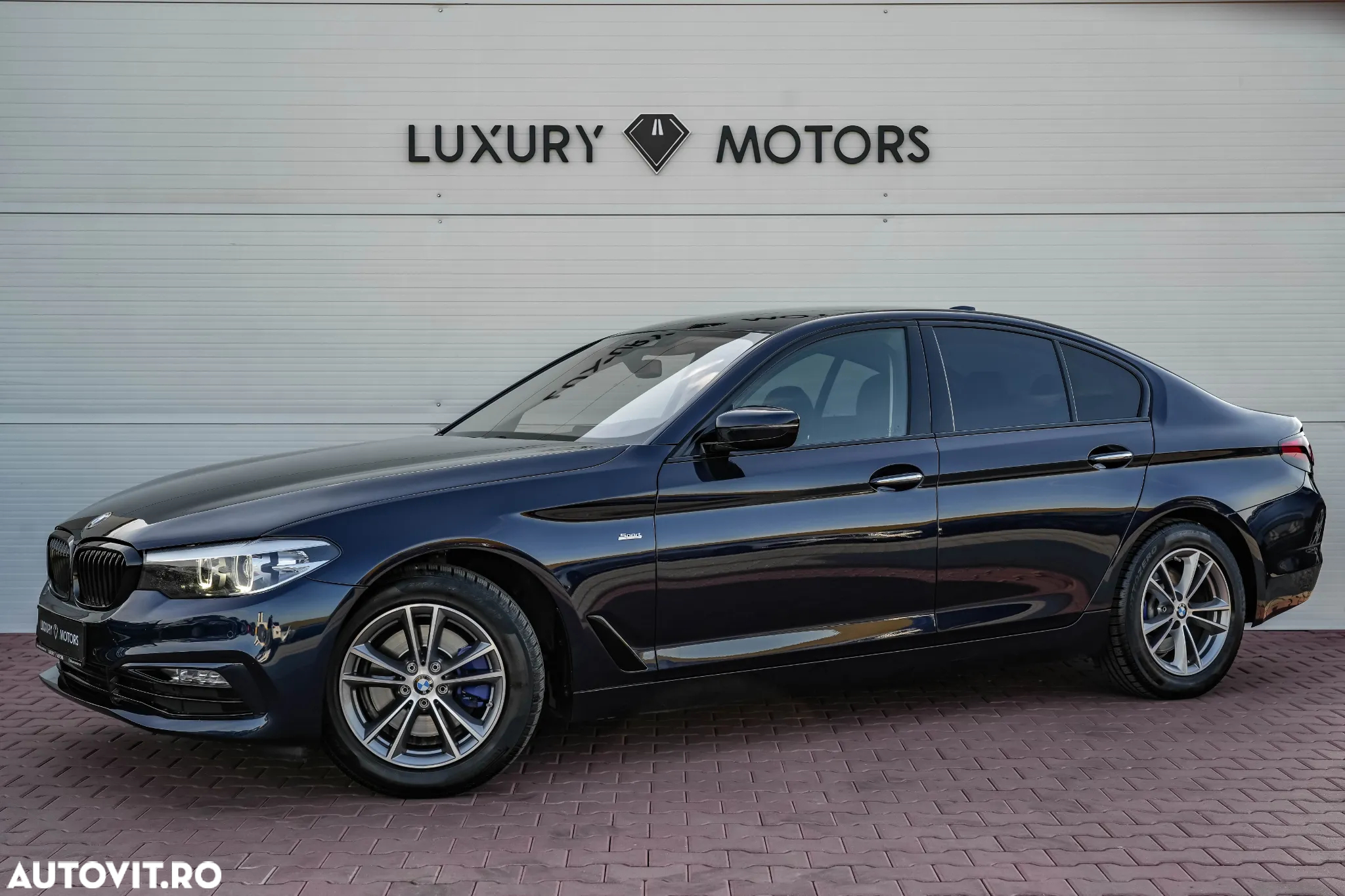 BMW Seria 5 520d xDrive Aut. - 9