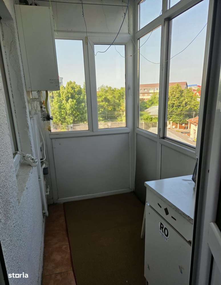 Vând apartament 2 camere cartier Broșteni oraș Buzău — fotografia 2
