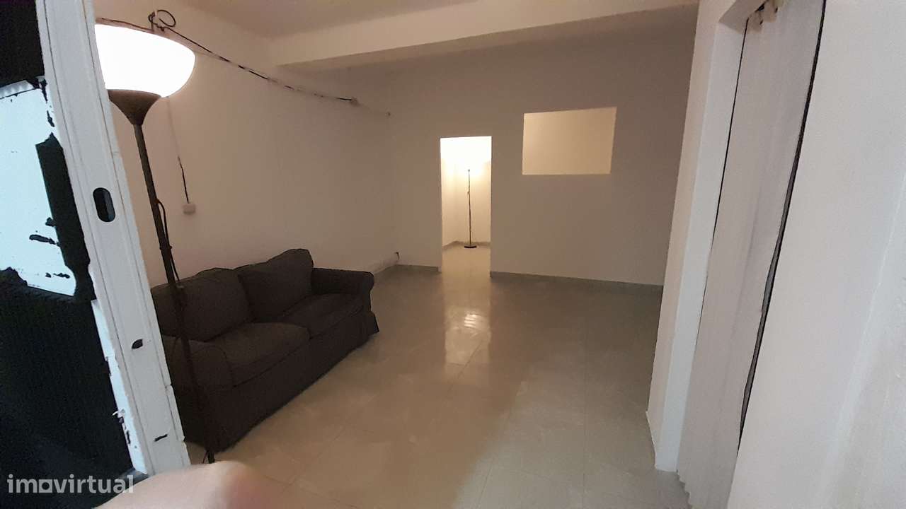 Espaço luminoso e tranquilo ideal para escritório, clínica, ou fitness - Grande imagem: 2/8