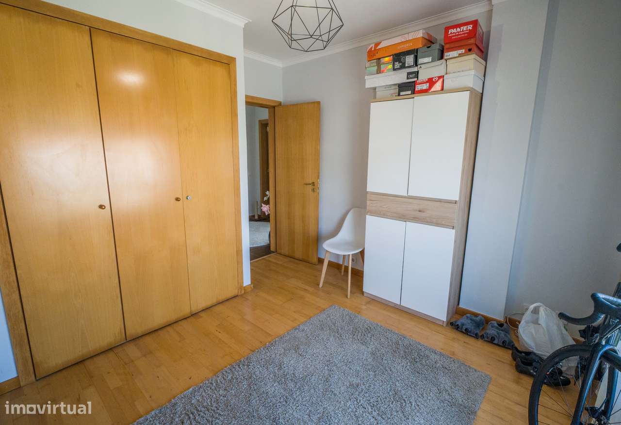 Apartamento T3 à venda em Santa Maria de Lamas-3