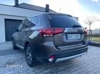 Mitsubishi Outlander - 12