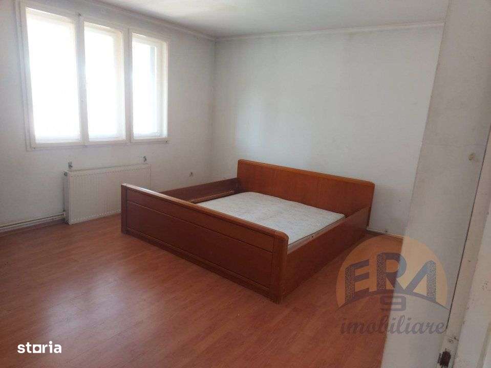 Casa + Hala Ineu Bh , Str. Principala-6