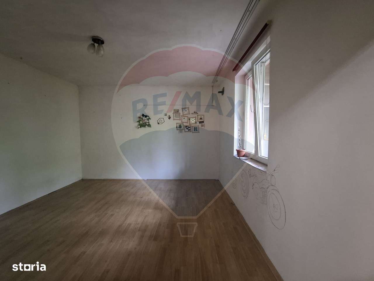 Vanzare casa 2 camere, partial renovata, Bd. Pieptanari - Imagine principală: 5/16