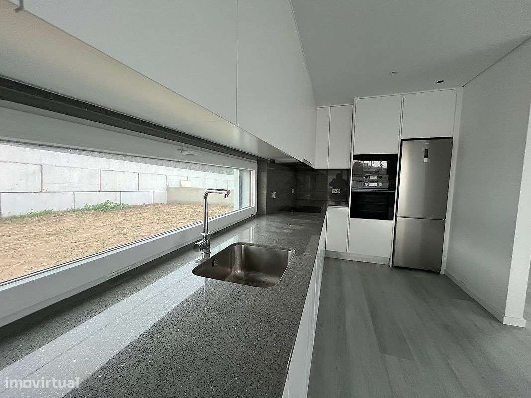 Moradia T4 para venda - Grande imagem: 5/43