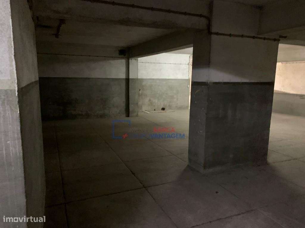 Lugar de Garagem - Grande imagem: 5/14