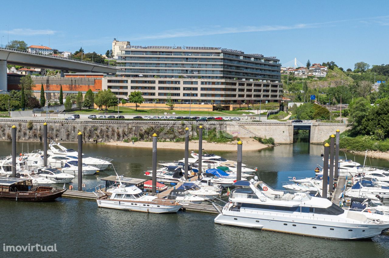 Apartamento T3 Premium para arrendamento no Porto