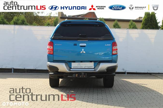 Mitsubishi L200 2.4 d DC Intense + - 4