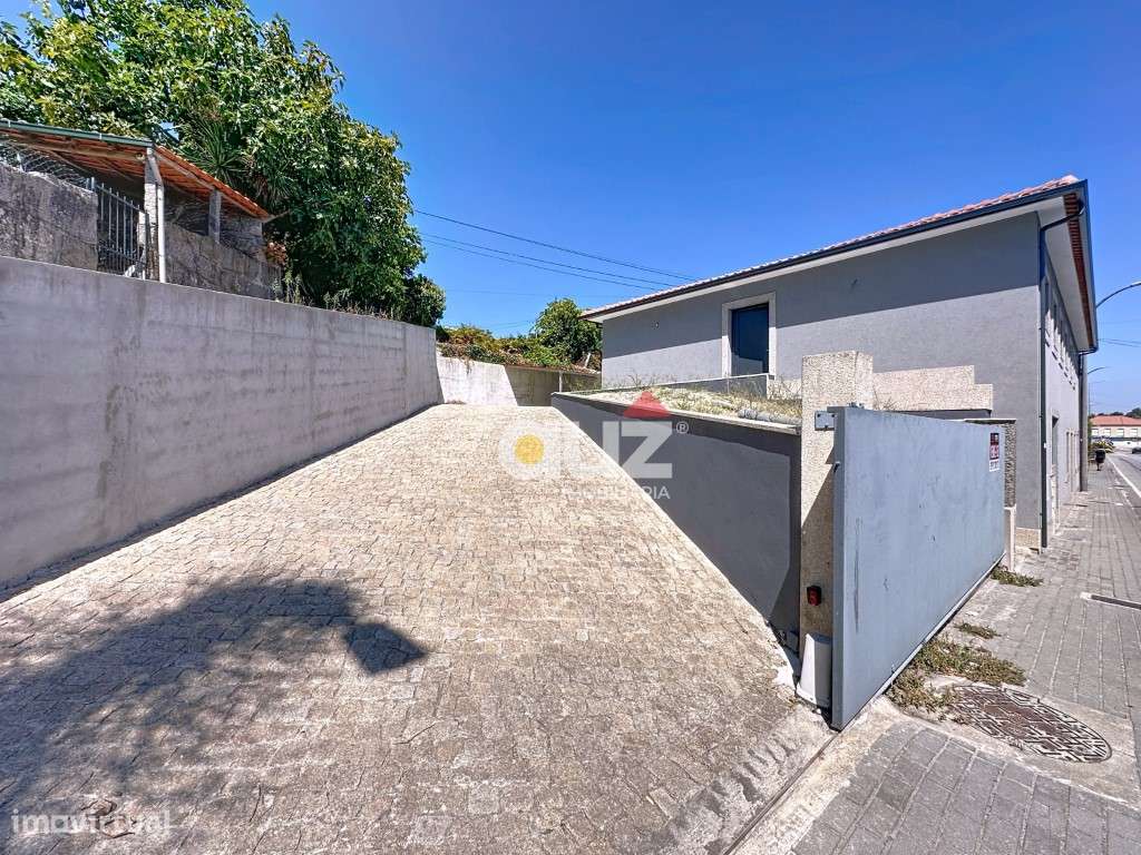 Moradia Geminada Renovada T3-26