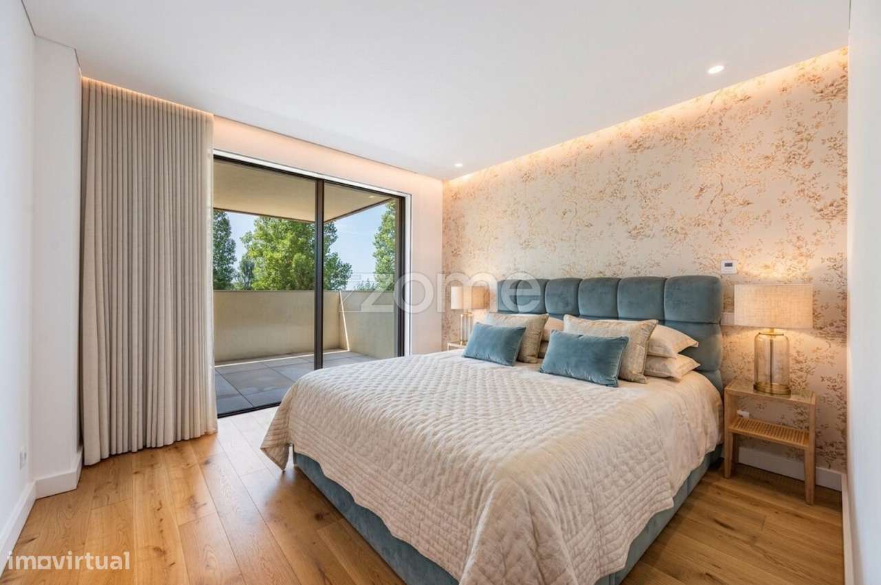 T3 com Terraço e 3 Lugares de Garagem | Quinta Marques Gomes-9