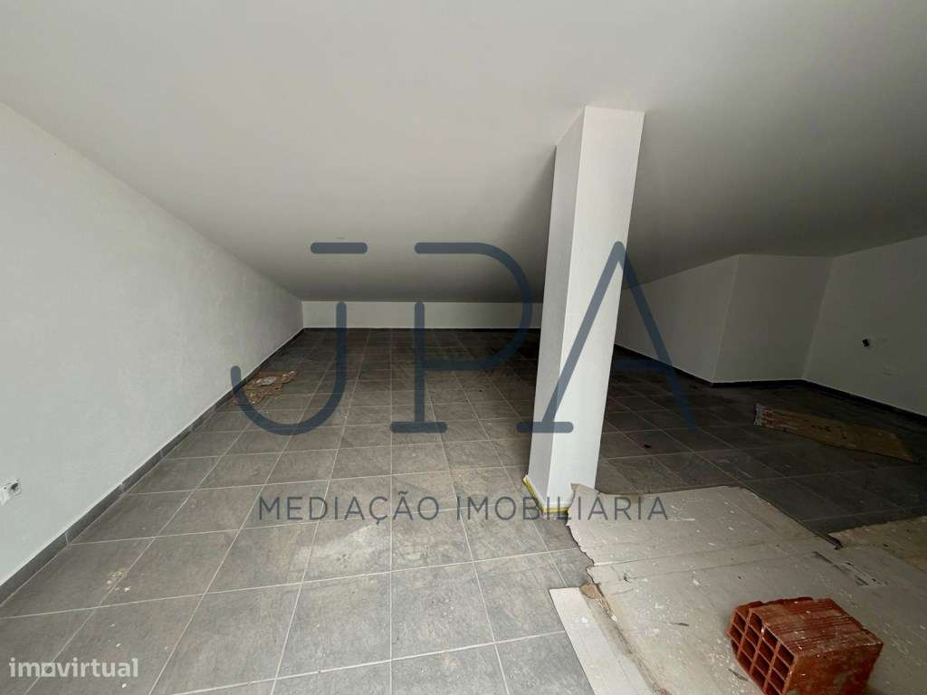 Altura - Em construção - moradia T4 com garagem e piscina-32