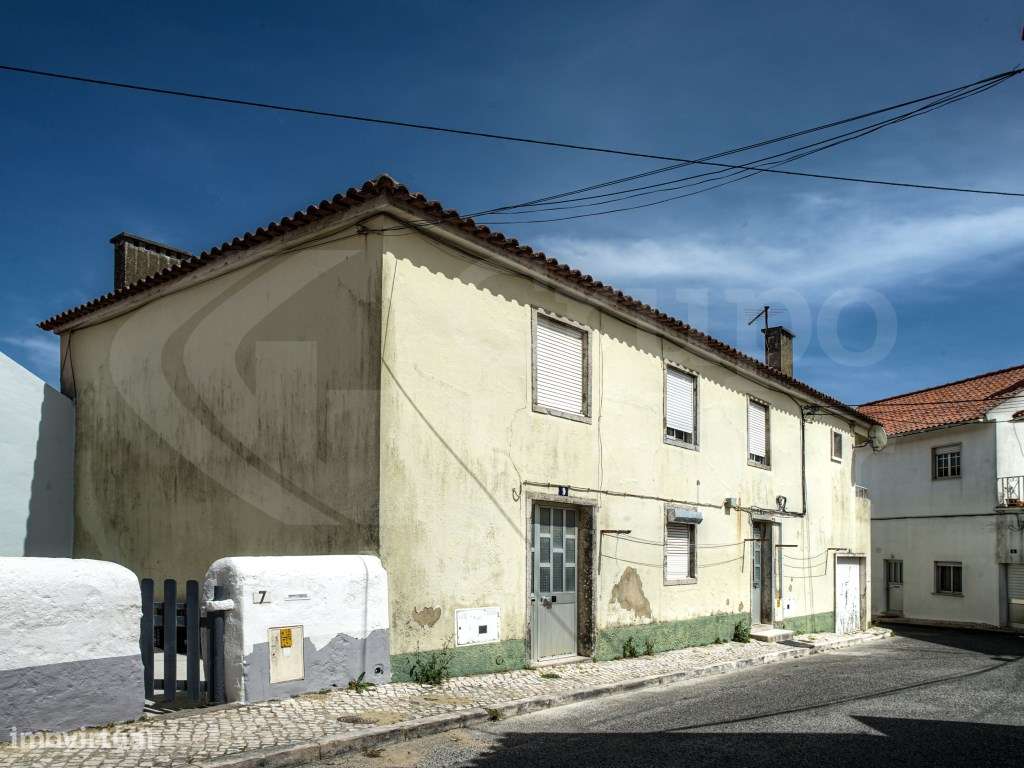 PRÉDIO NO CENTRO DO LINHÓ COM R/C E 1º ANDAR. - Grande imagem: 3/9