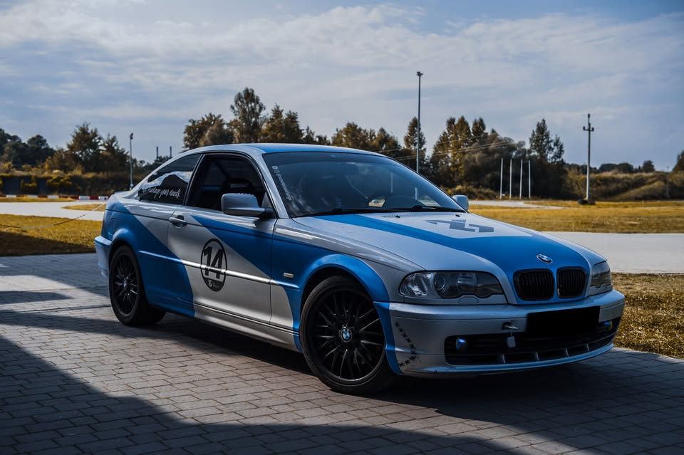 BMW 3 Series E46 330Ci 2000