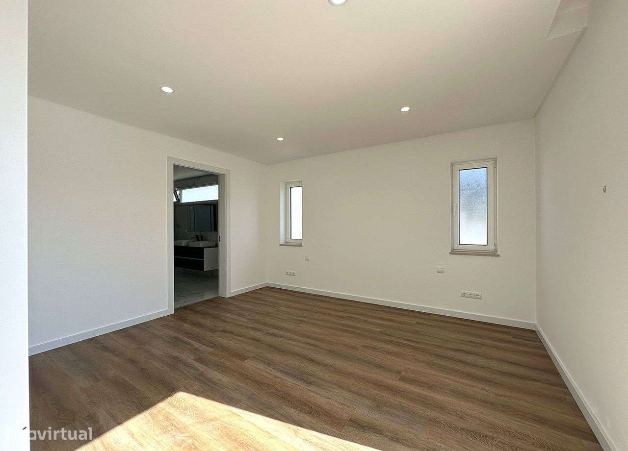 Magnífica Moradia V4 com vista desafogada - Abelheira Lourinhã-14