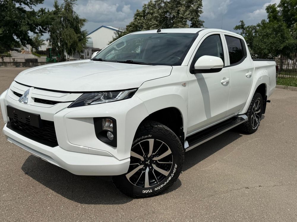 Mitsubishi L200 Double Cab 2.2 DI-D M/T Instyle 2020