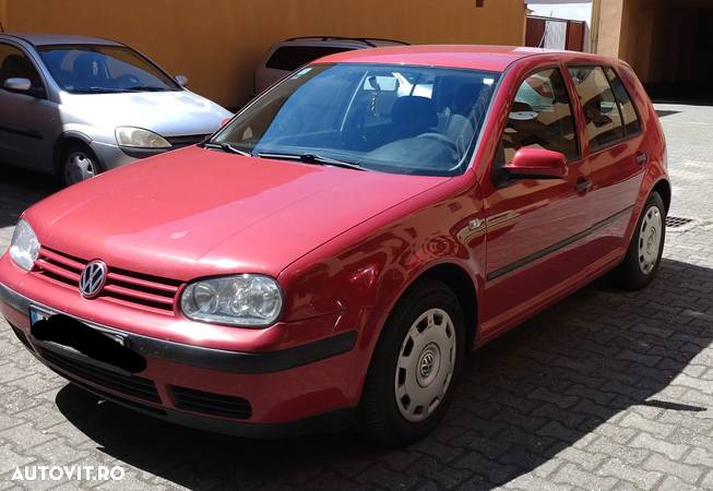 Volkswagen Golf 1.6 Comfortline - 2