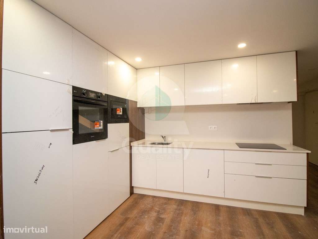 T3 remodelado no centro do Barreiro-5