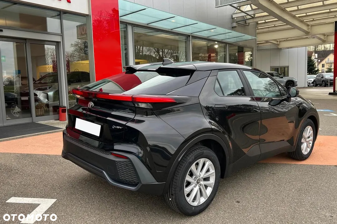 Toyota C-HR - 7