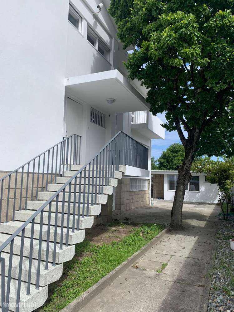 Quarto - localizado em Paranhos Porto - Grande imagem: 2/10