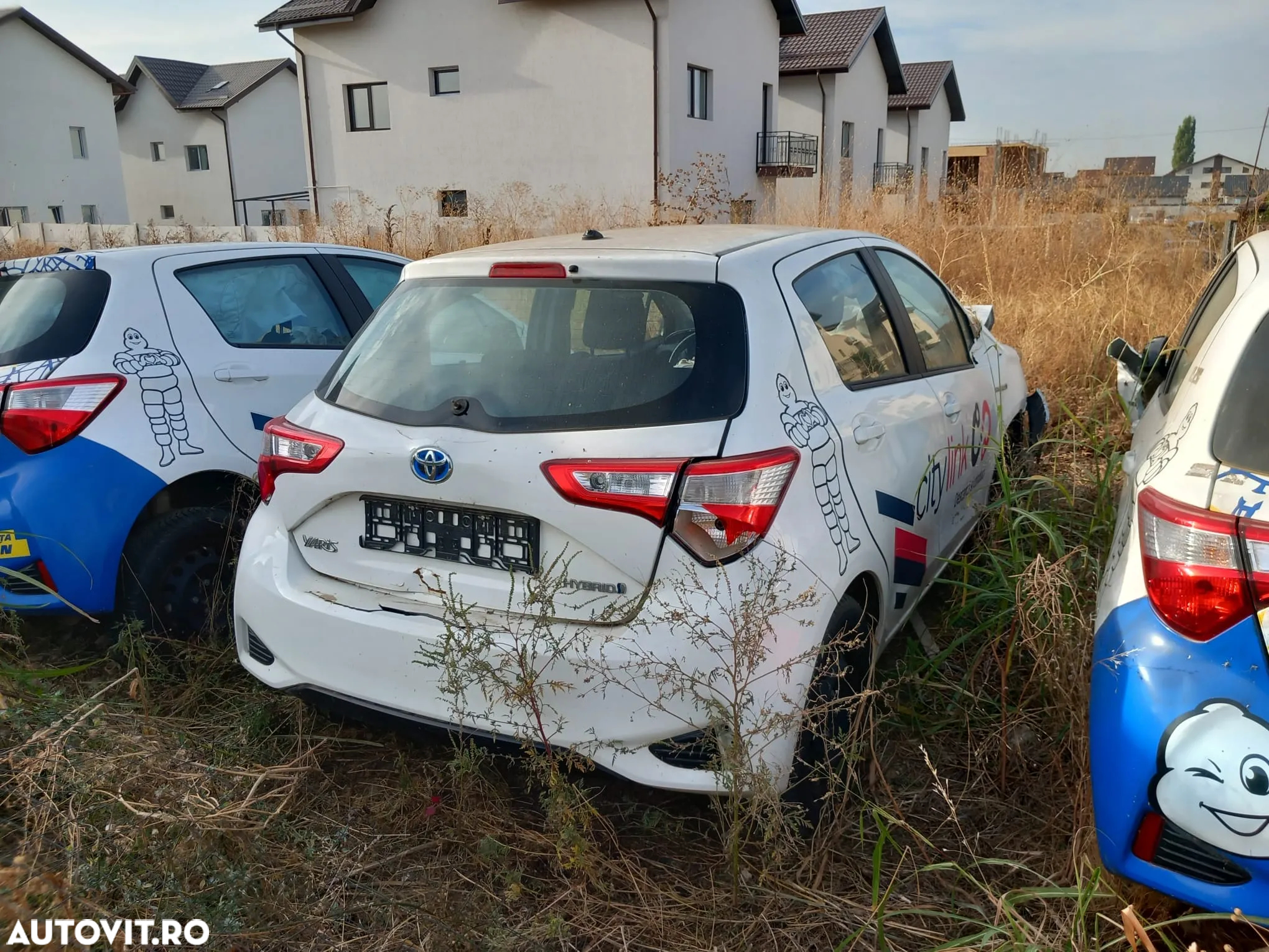 Toyota Yaris 1.5 VVT-i HSD Eco - 4