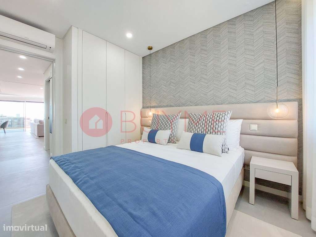 Apartamento T2 Luminoso com Vista Mar em Quarteira-15