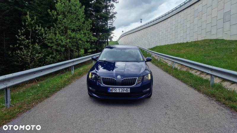 Skoda Octavia 1.6 TDI Ambition - 2