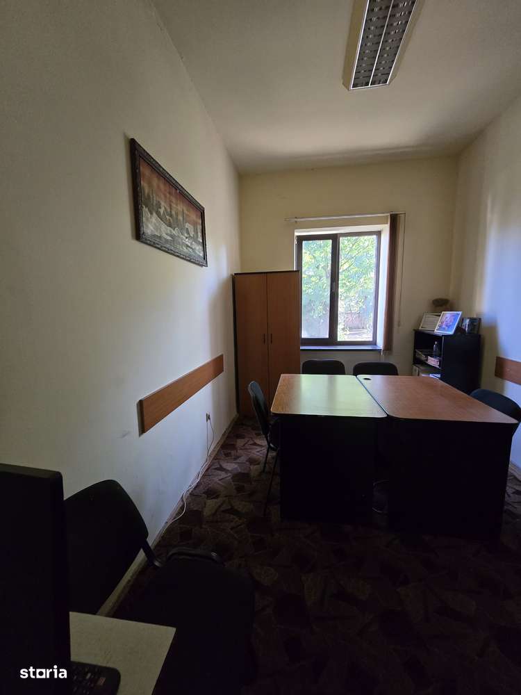 Cenad-Casa/Spatii Birouri- 150mp-teren 1065mp - Imagine principală: 4/17