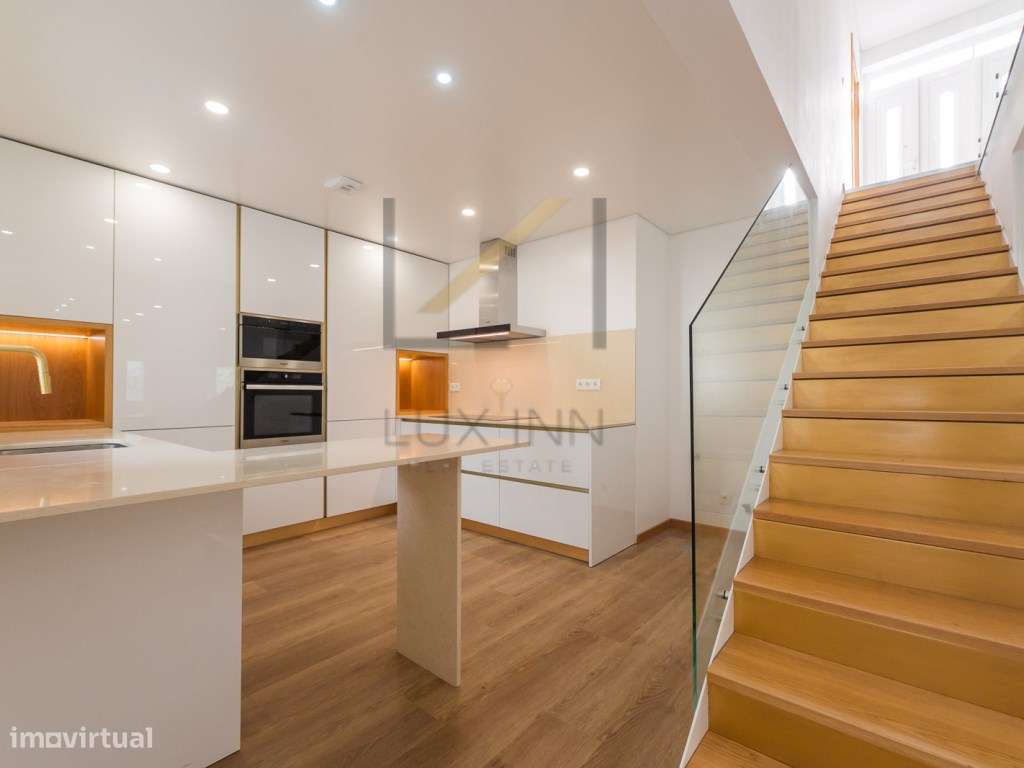 Moradia T5 Recuperada com Piscina, 2 Suítes e Garagem - Lote Isolad...-39